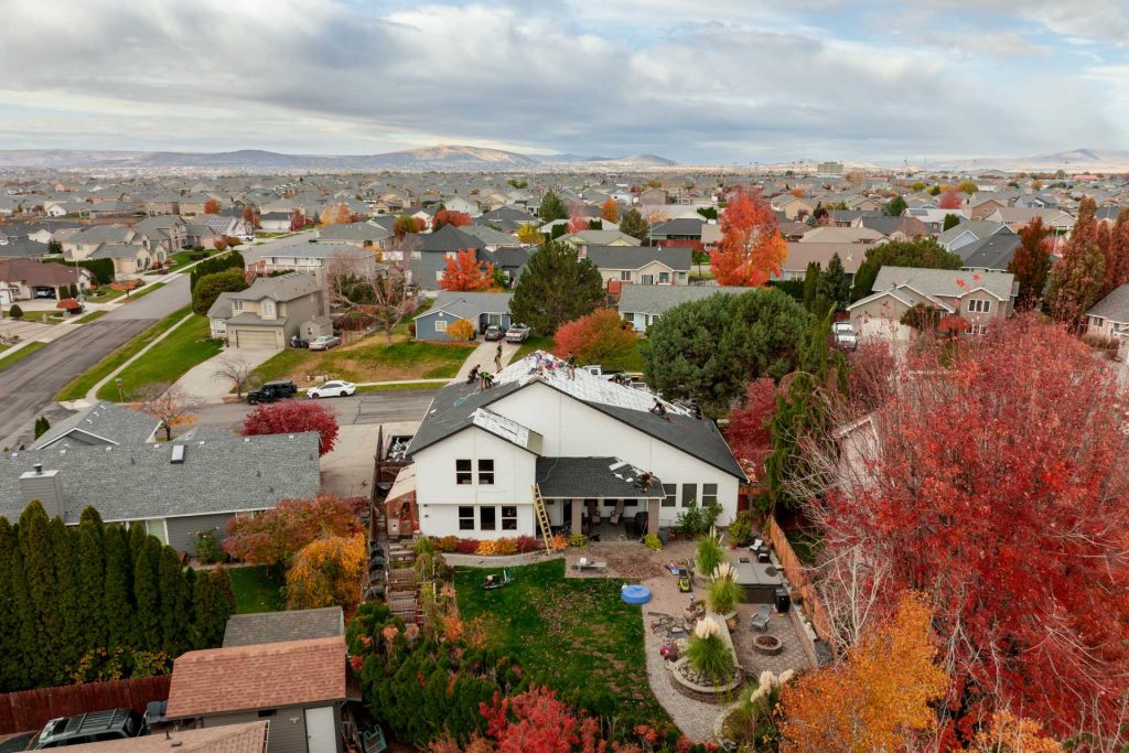 residential roofing installation services in Tri-Cities
